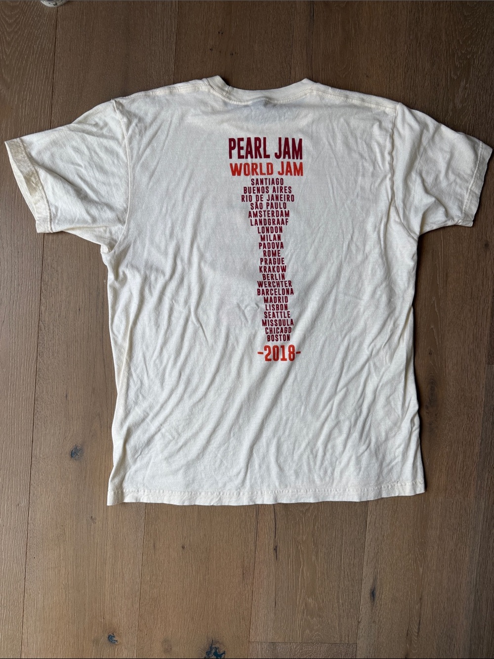 Pearl Jam Cream Short-Sleeve Tee with Red and Orange Skull Graphic - Picture 4 of 7